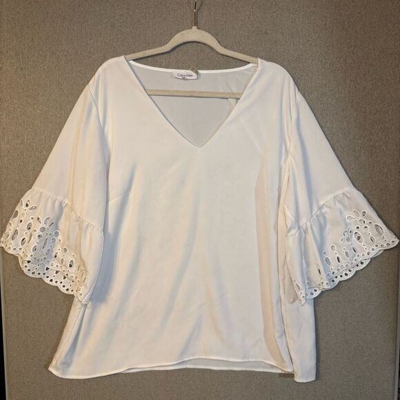 Calvin Klein size 1x White Blouse with Eyelet bell Sleeves - Picture 4 of 10